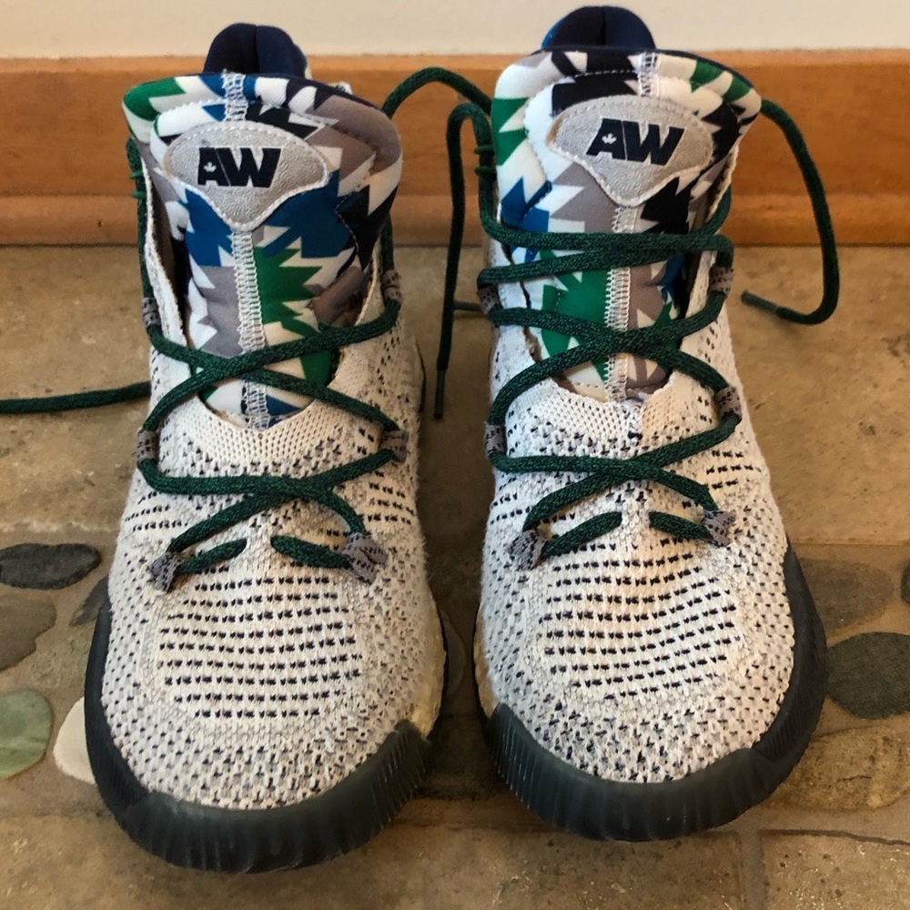 Andrew Wiggins boys basketball shoes